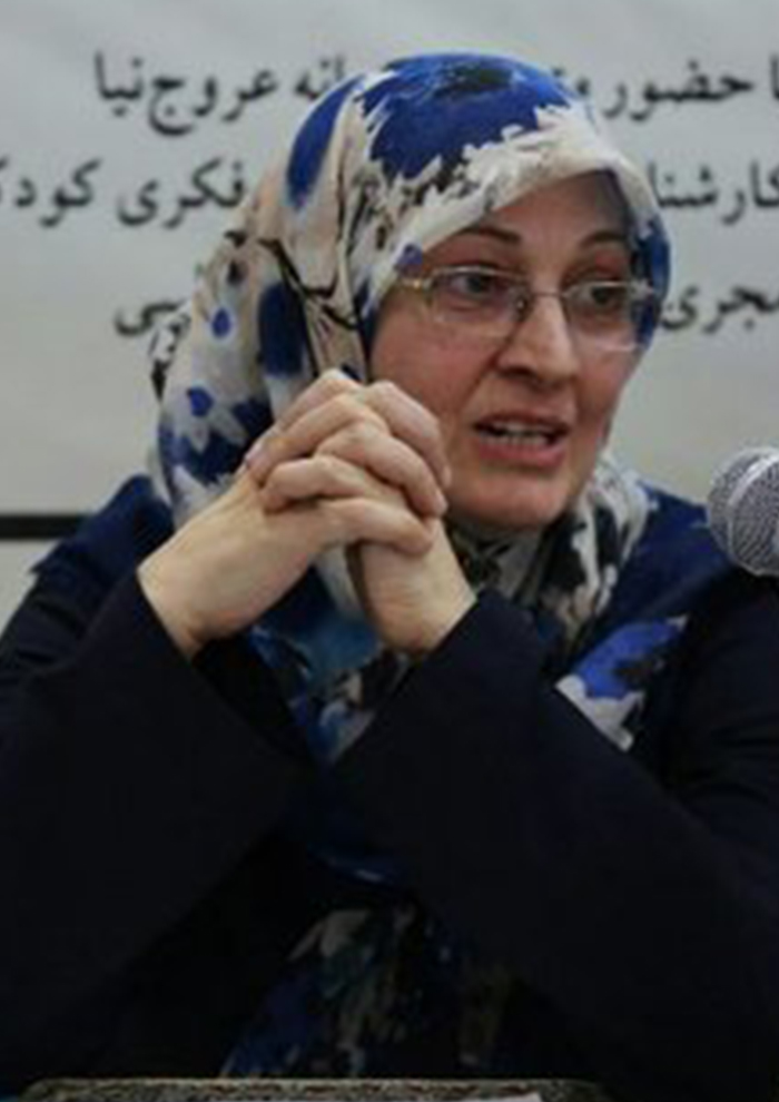 پروانه عروج نیا